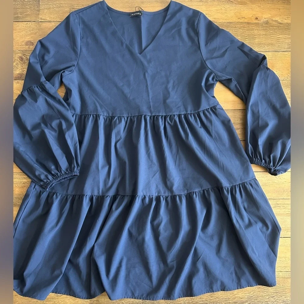 💖5 for $50💖Navy Blue Women’s Tiered Mini Dress Long Ballon Sleeve V-Neck Light